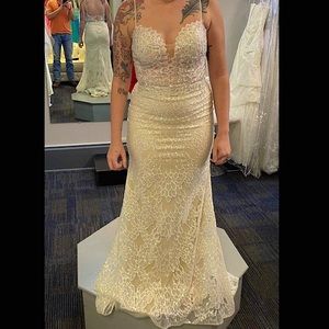 Wedding dress, mermaid, extremely glittery. NWT.